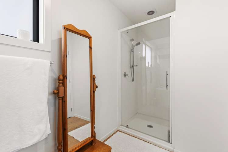 11 Till Street Jacks Point_13