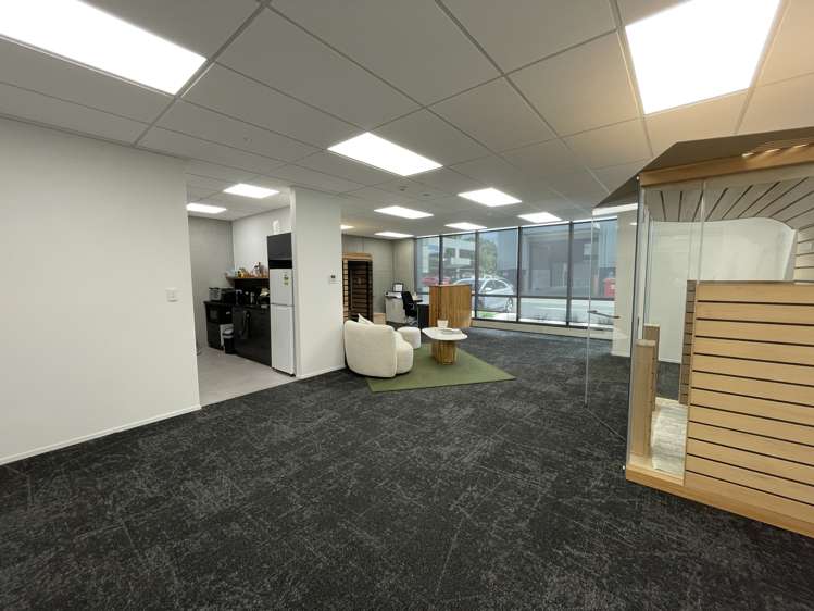 G/130 Hugo Johnston Drive Penrose_6