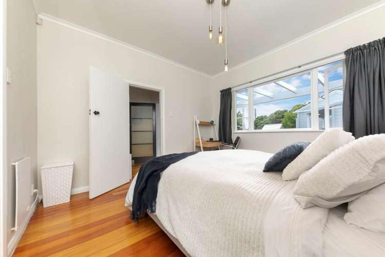 41 Willerton Avenue New Lynn_10