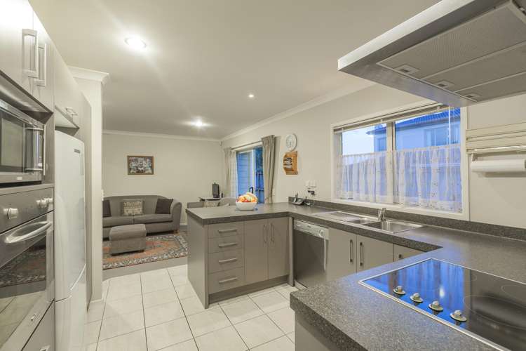 13 Greenbrooke Drive Flat Bush_12