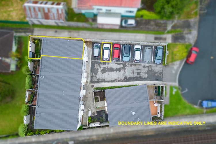 7/2 Brandon Road Glen Eden_11