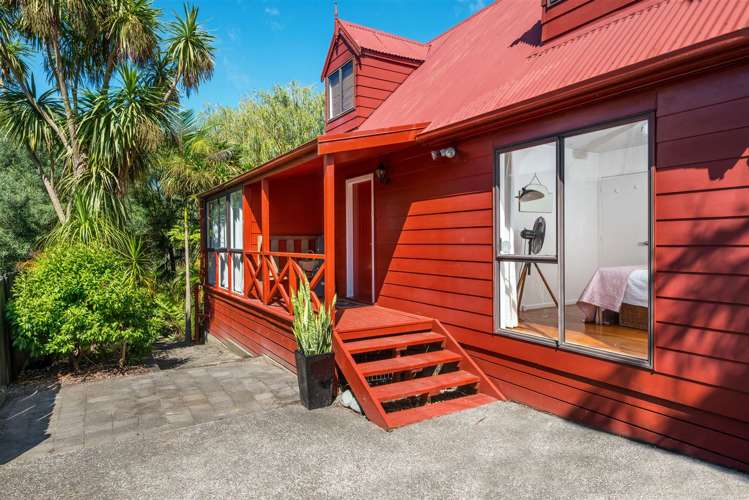 1010a Great North Road Point Chevalier_22