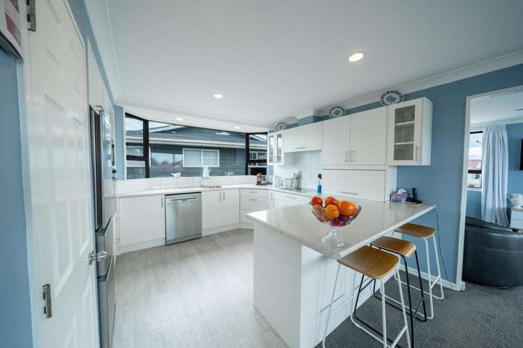 41 Orwell Crescent Newfield_2