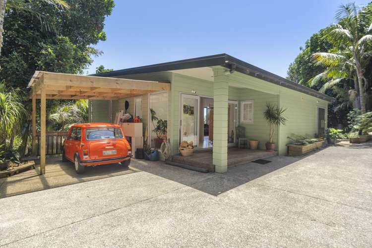 45 Victoria Road South Onetangi_22