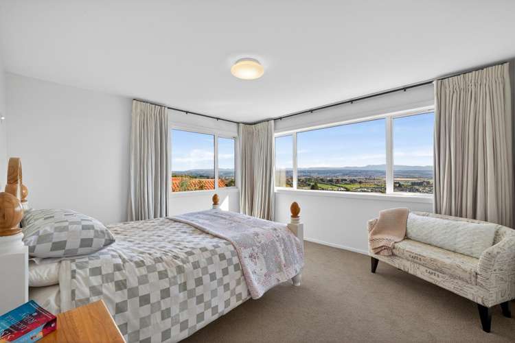 24 Hillplough Heights Richmond_11