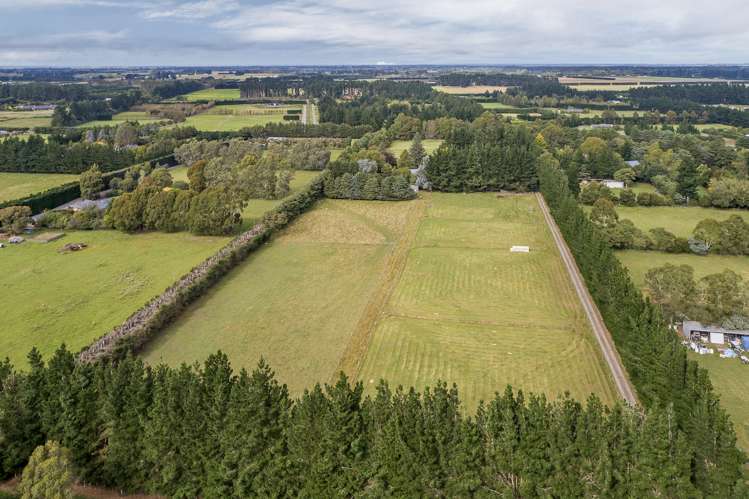 508 Halkett Road West Melton_19