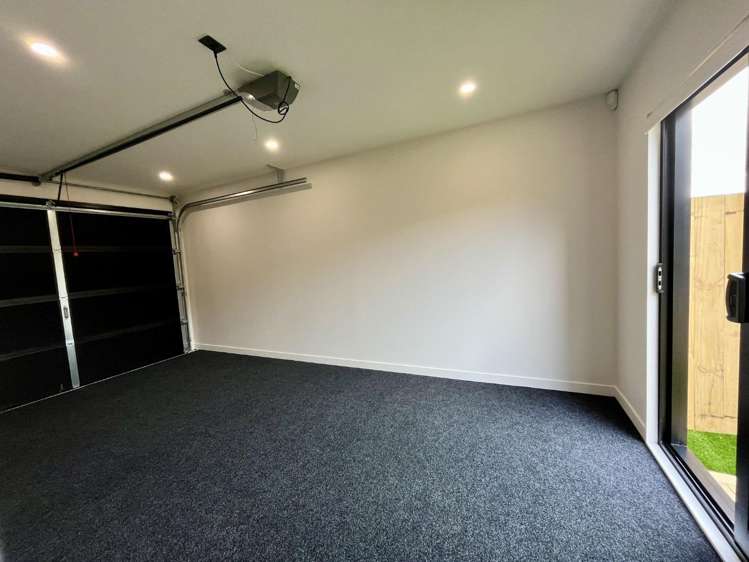 98D Royal Road 11410_6
