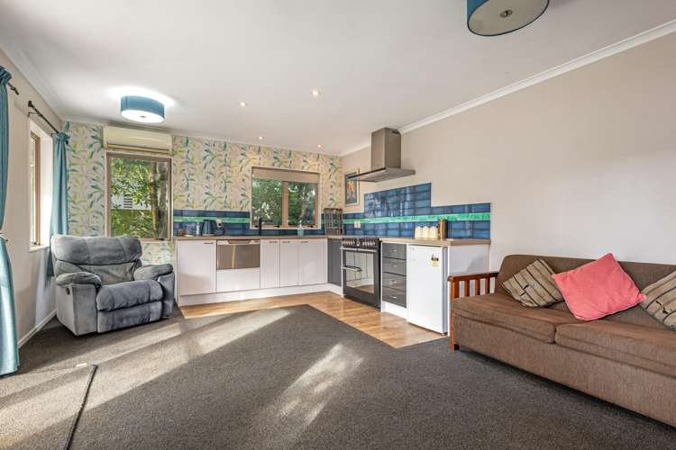18 Argyle Avenue Takaro_21