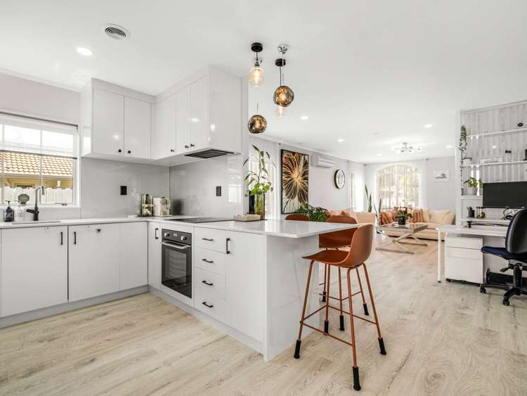 52 Riverton Drive Randwick Park_1