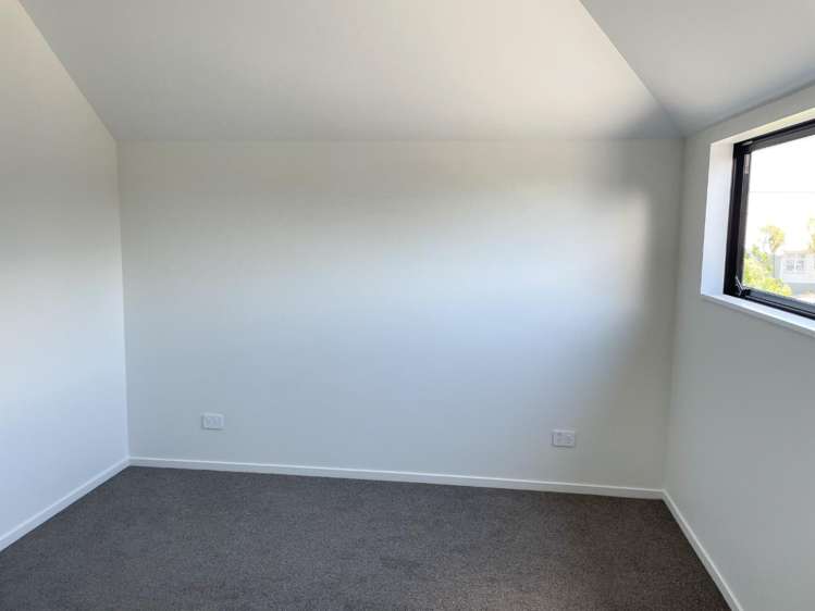 16 Kipax Place Riccarton_10