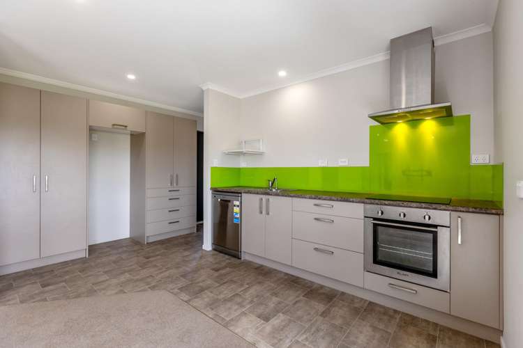 18 King Street Waitara_15