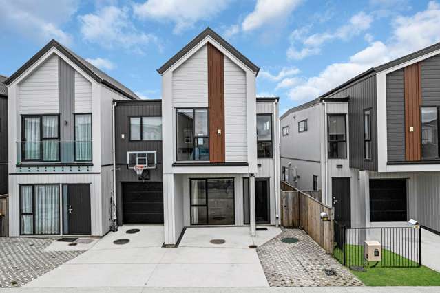 Charming Modern Living in Flat Bush