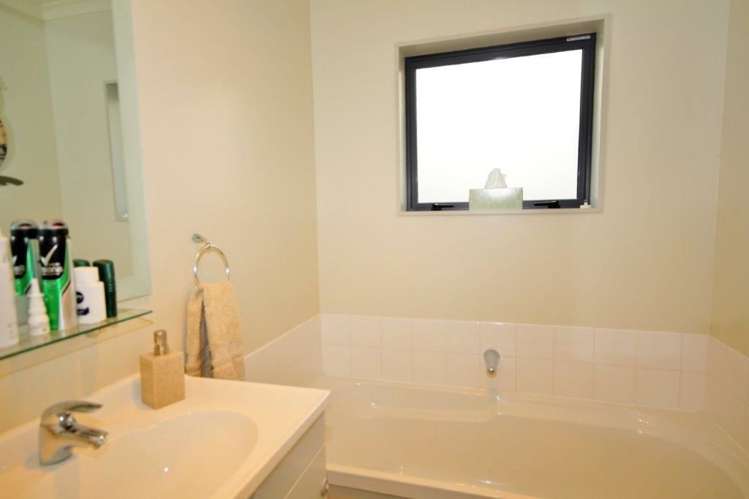 4 Paterson Road Mosgiel_7