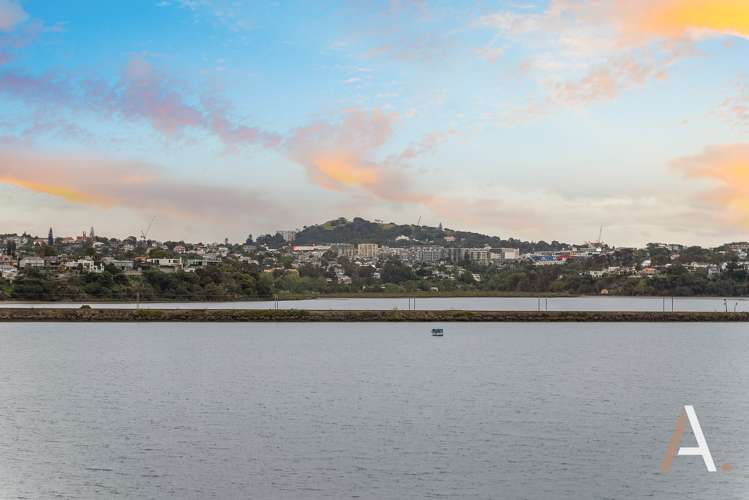 8 Ngapipi Road Orakei_29