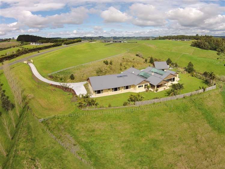 114 Sharon Road Waitoki_4