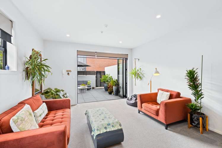29/4 Stables Lane Millwater_8