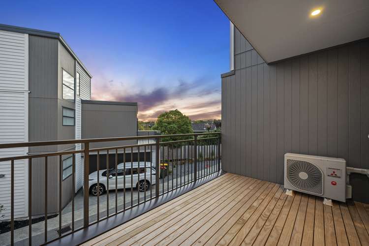 4/11 Oteha Valley Road Northcross_13