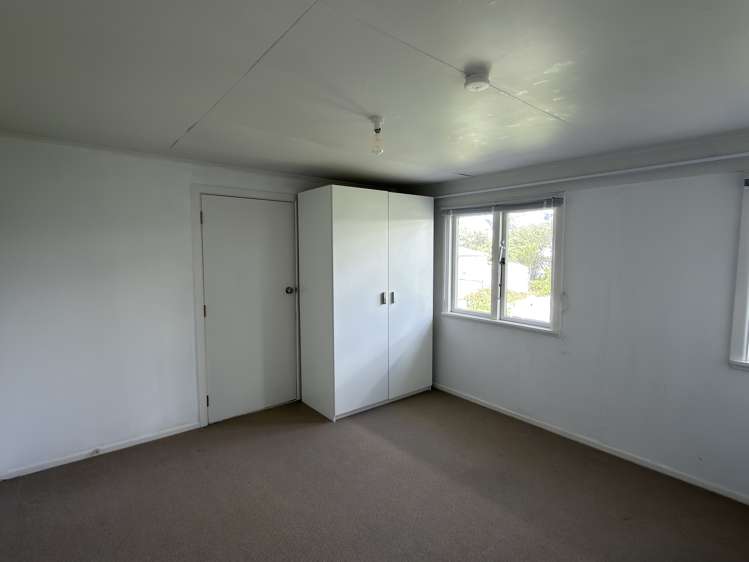 51 Douglas Street Okitu_24