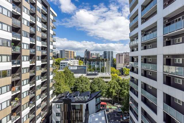 1013/438 Queen Street Auckland Central_2