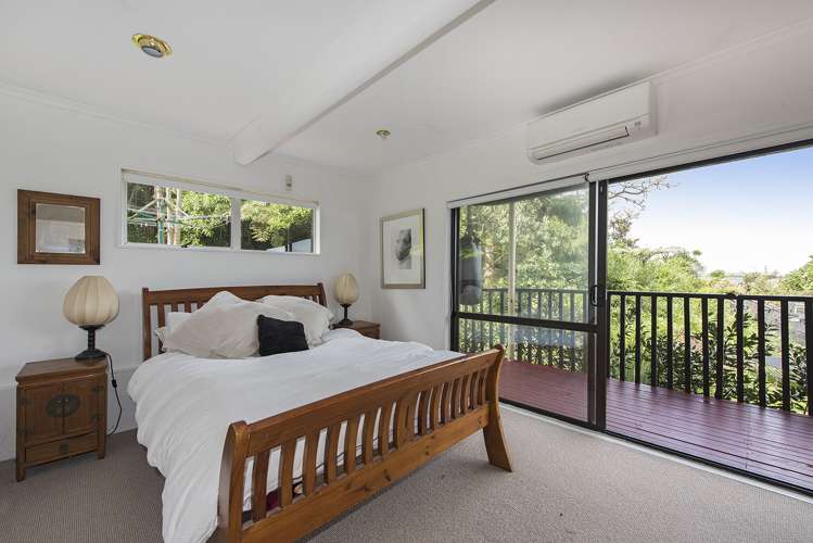 62 Aldersgate Road Hillsborough_11