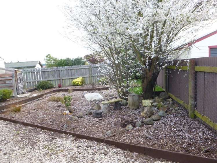 7 River Road Masterton_9