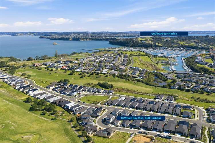 10 Whale Bay Rise Gulf Harbour_32