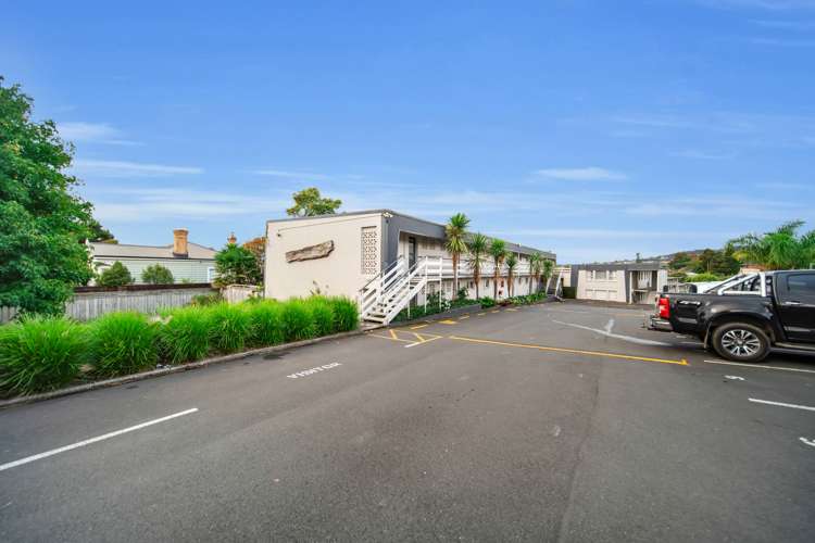 8/32 Blockhouse Bay Road Avondale_2