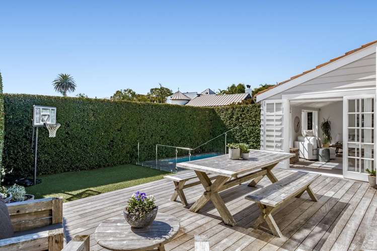 46 Benson Road Remuera_13