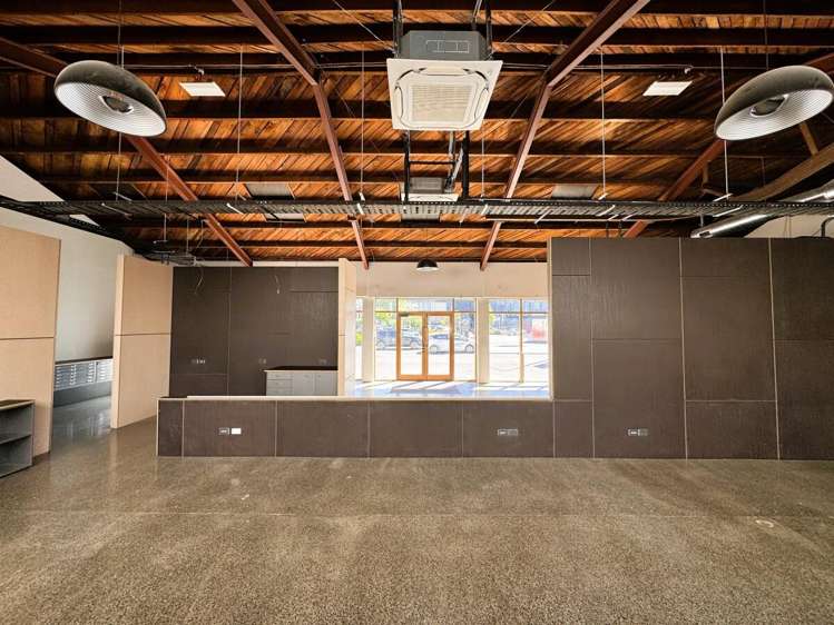 382 Montreal Street City Centre_6