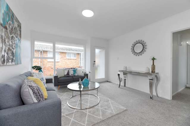 2/295A Blockhouse Bay Road Avondale_1