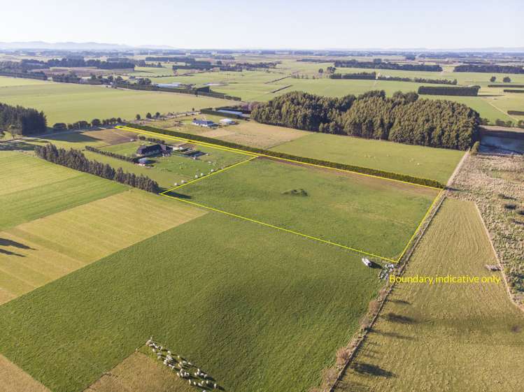 270 Roslyn Road Roslyn Bush_5