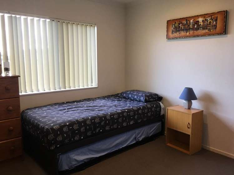 55b View Road Henderson_10