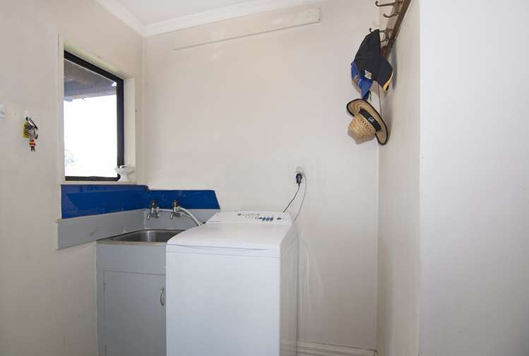 22 Harcourt Place Wakefield_16