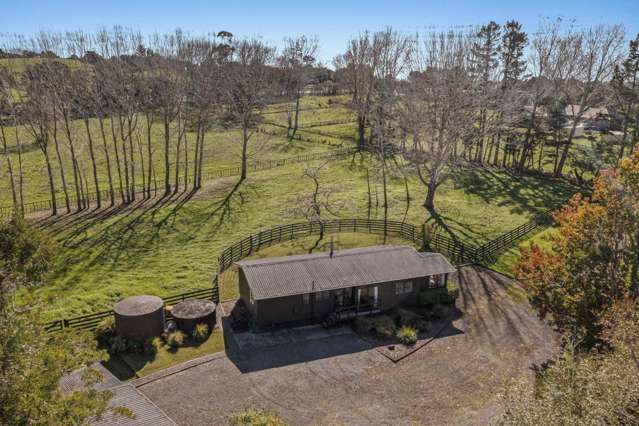 10 Lascelles Drive Dairy Flat_1