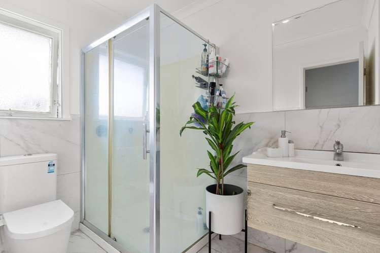 15 Queen Street Papakura_11