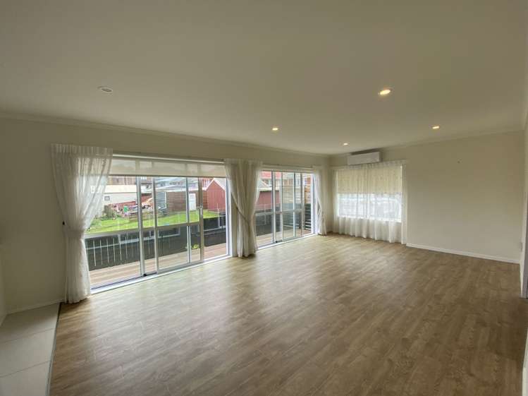 2/413 Richardson Road Mount Roskill_3