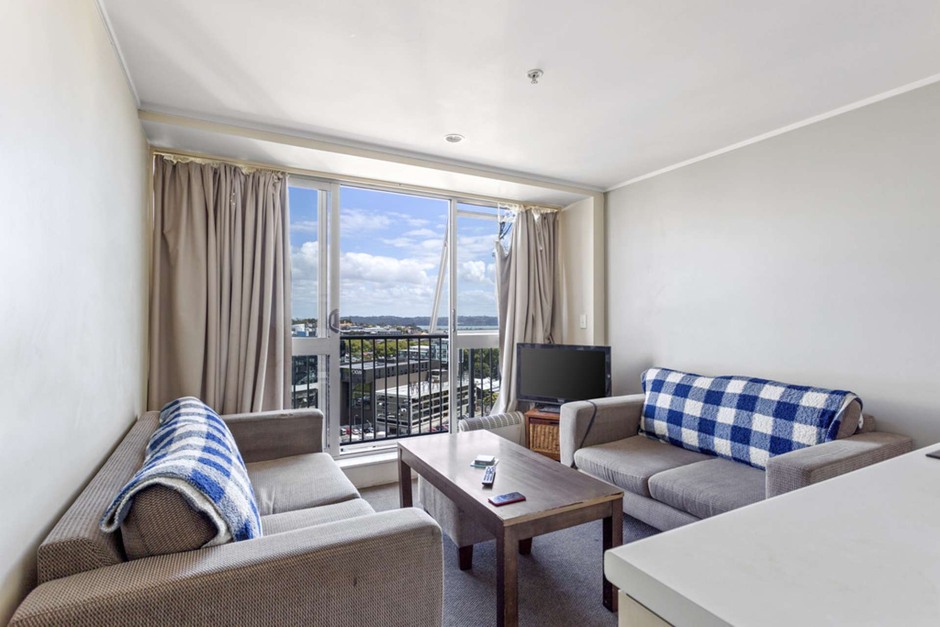 932/72 Nelson Street Auckland Central_0