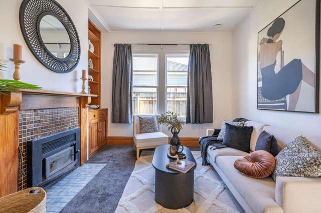 35 Riddlers Crescent Petone_2