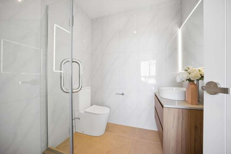 93 Joshua Carder Drive Hobsonville_12