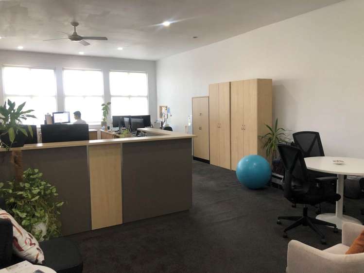 56-58 Surrey Crescent Grey Lynn_5