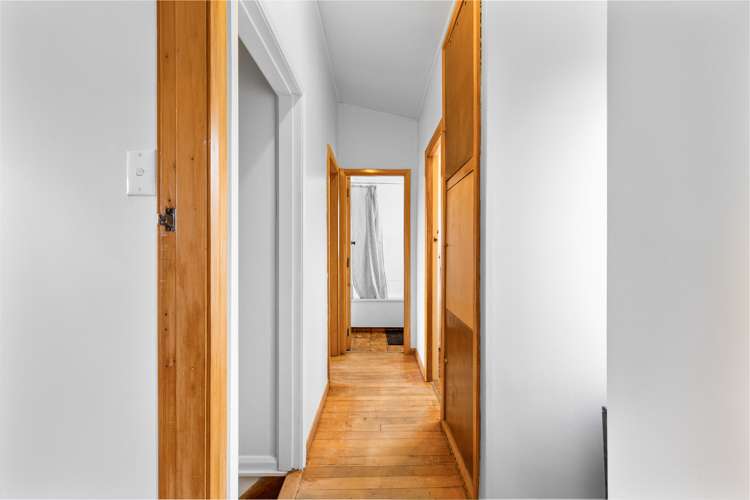 4 Renfrew Place Highbury_11