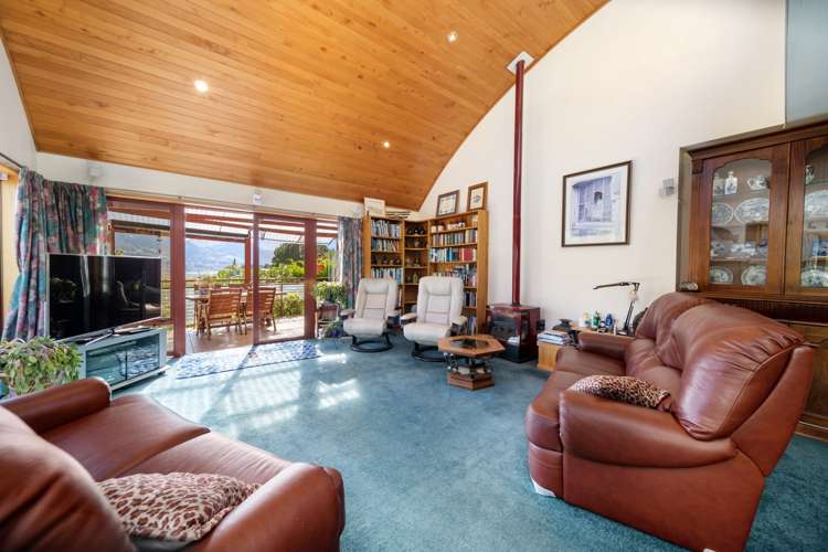 599 Peninsula Road Kelvin Heights_9