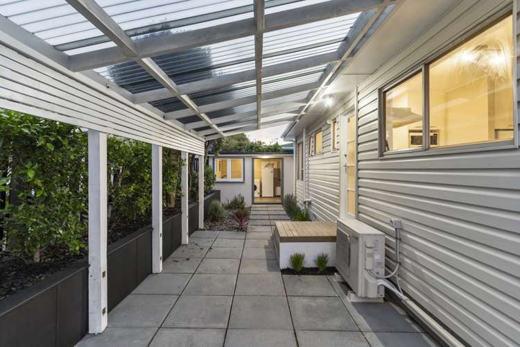 1/38 Aeroview Drive Beach Haven_10