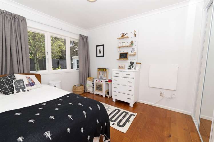 1/13 Essex Street Te Atatu South_14