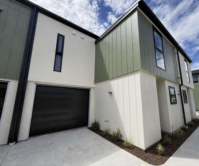 Refined Elegance in the Heart of Somerfield