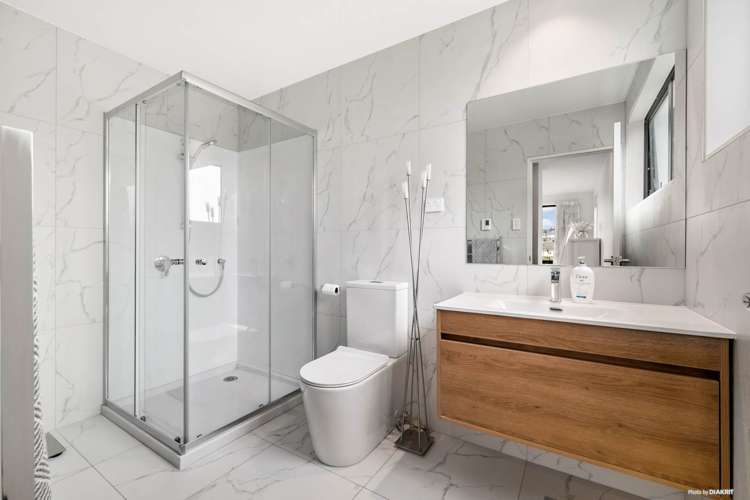 52 Arran Point Parade Orewa_19