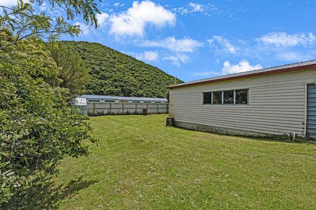 44 Beach Road Waikawa_4