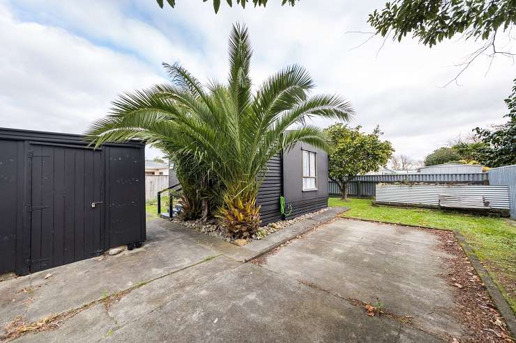 The 33sqm shed and plot in Auckland's Grey Lynn, with an asking price of $295,000 is attracting a lot of interest from buyers. Photo / Supplied