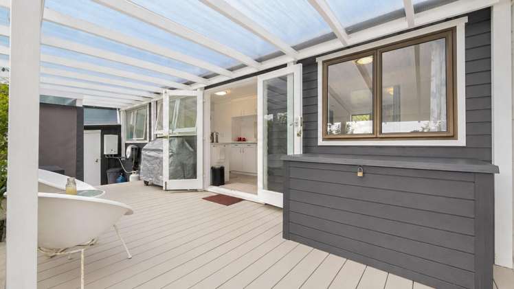 10 Tatahi Street Te Puru_13