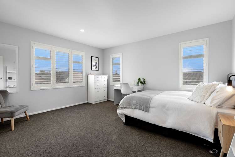 44 Crombie Green Northwood_9